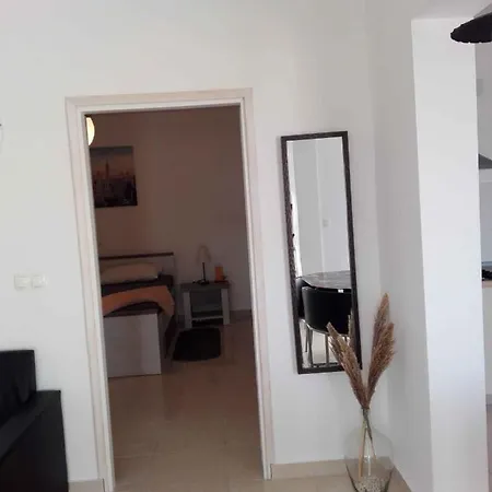 In Razanac 35305