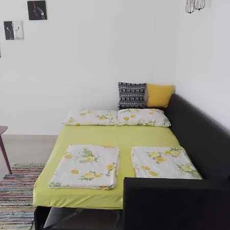 Apartment In Razanac 35305