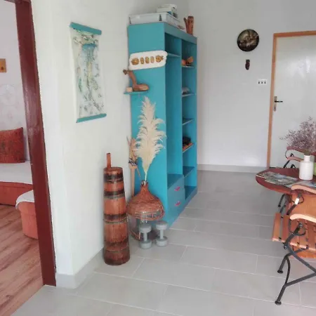 In Razanac 35305 *