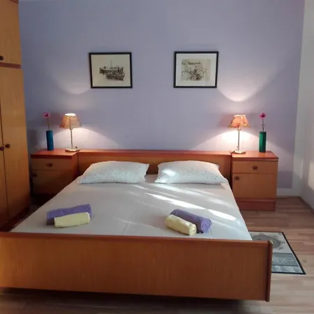 In Razanac 35305 Appartamento Rtina